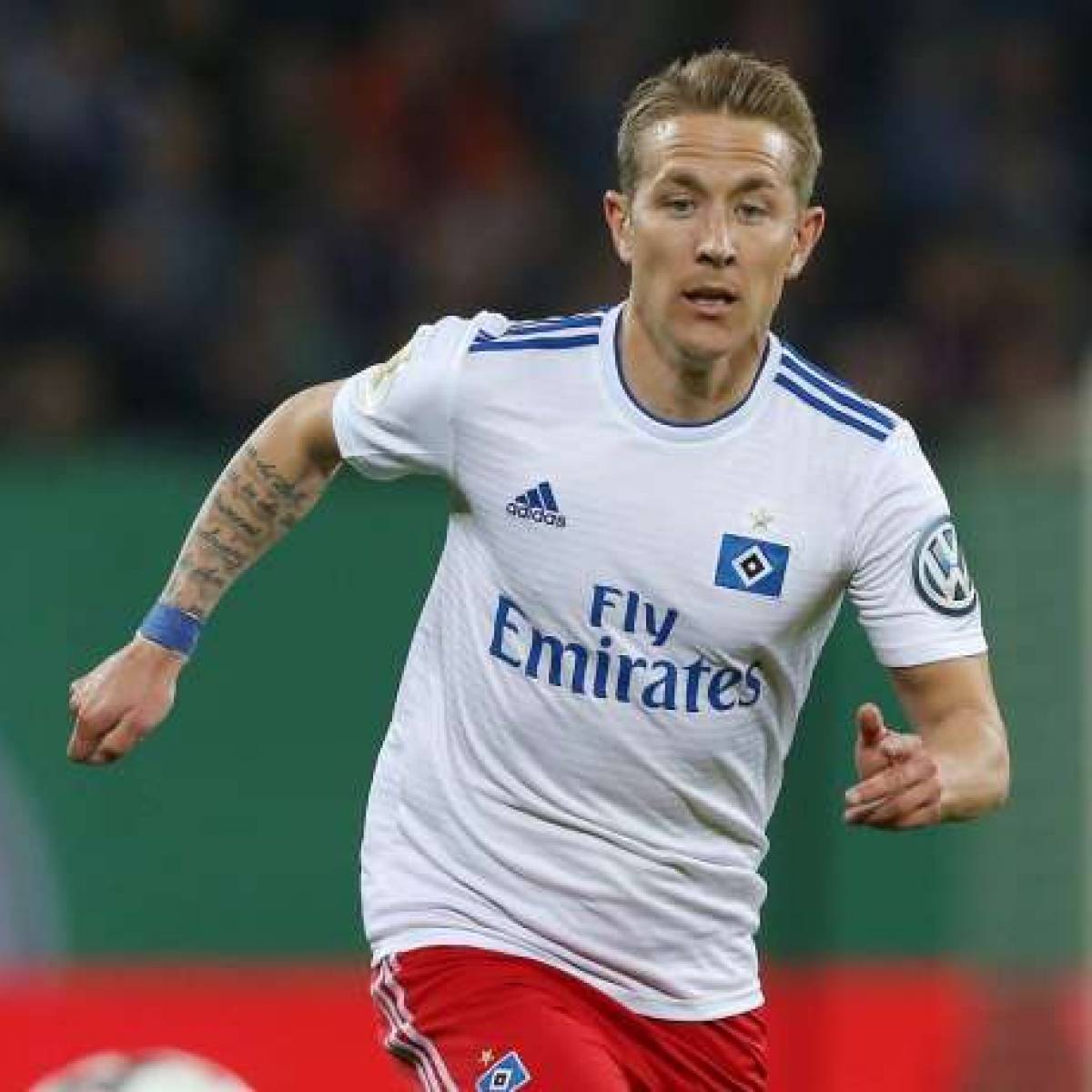 Intensive Gesprache Holtby Vor England Wechsel
