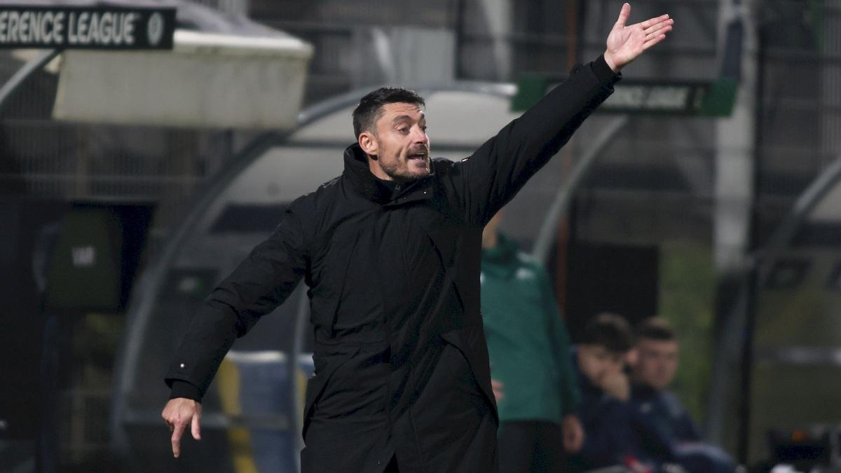 Alles-klar-Frankfurt-stellt-Riera-vor