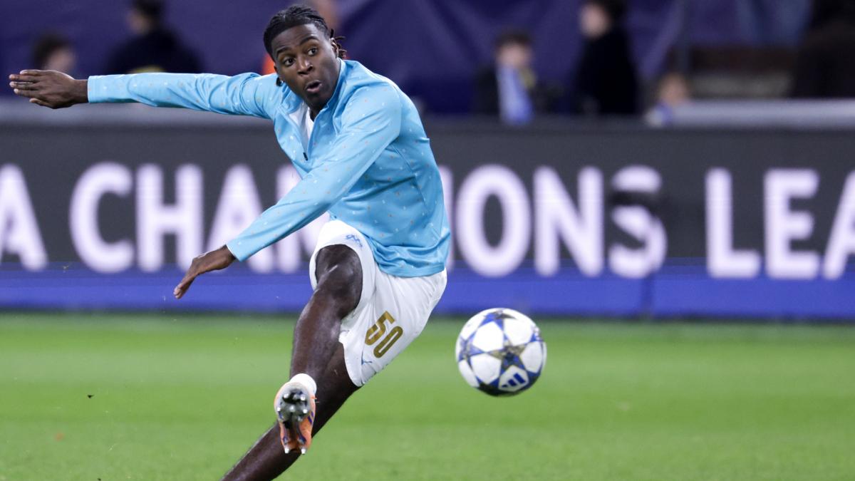 Schnelle-Entscheidung-BVB-VfB-hoffen-auf-Bakola