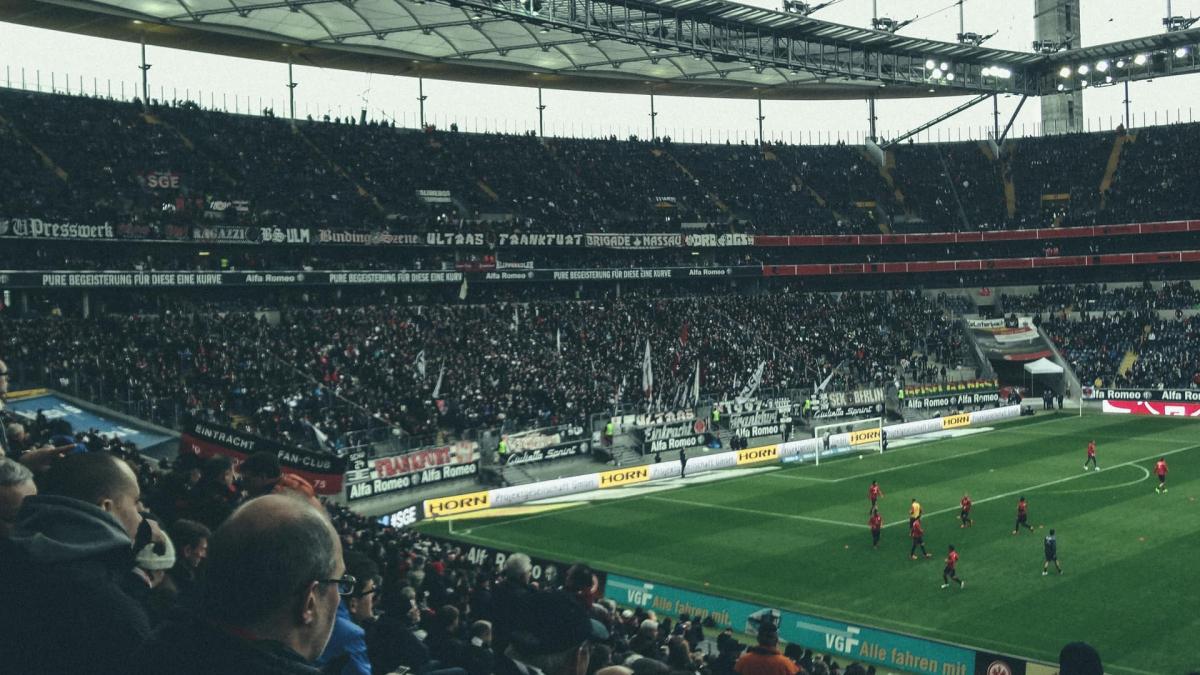 Letzte Transfernews Eintracht Frankfurt