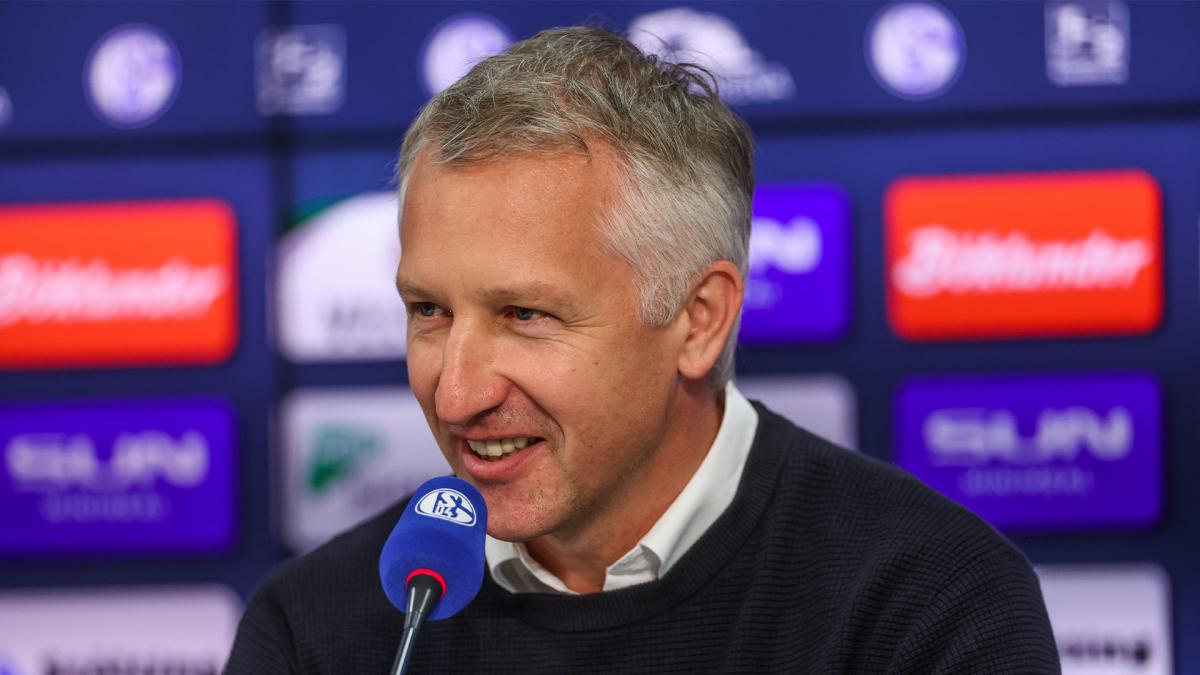 Schalke-t-tet-ersten-Neuzugang-ein