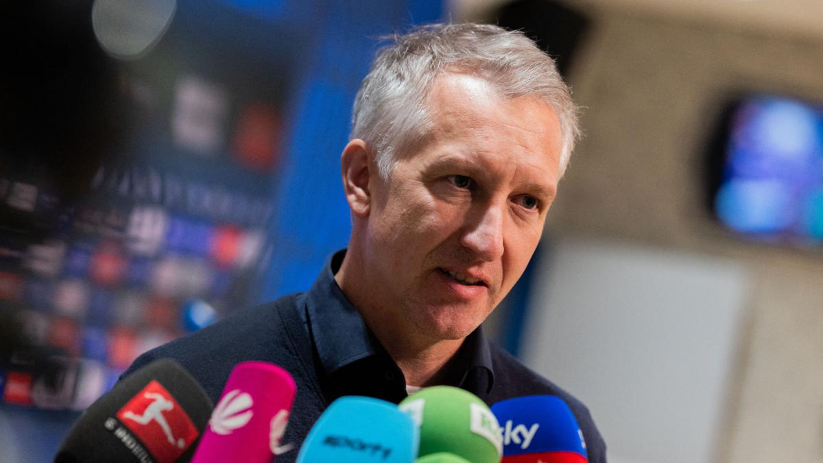 Schalke-Baumann-k-ndigt-weitere-Transfers-an