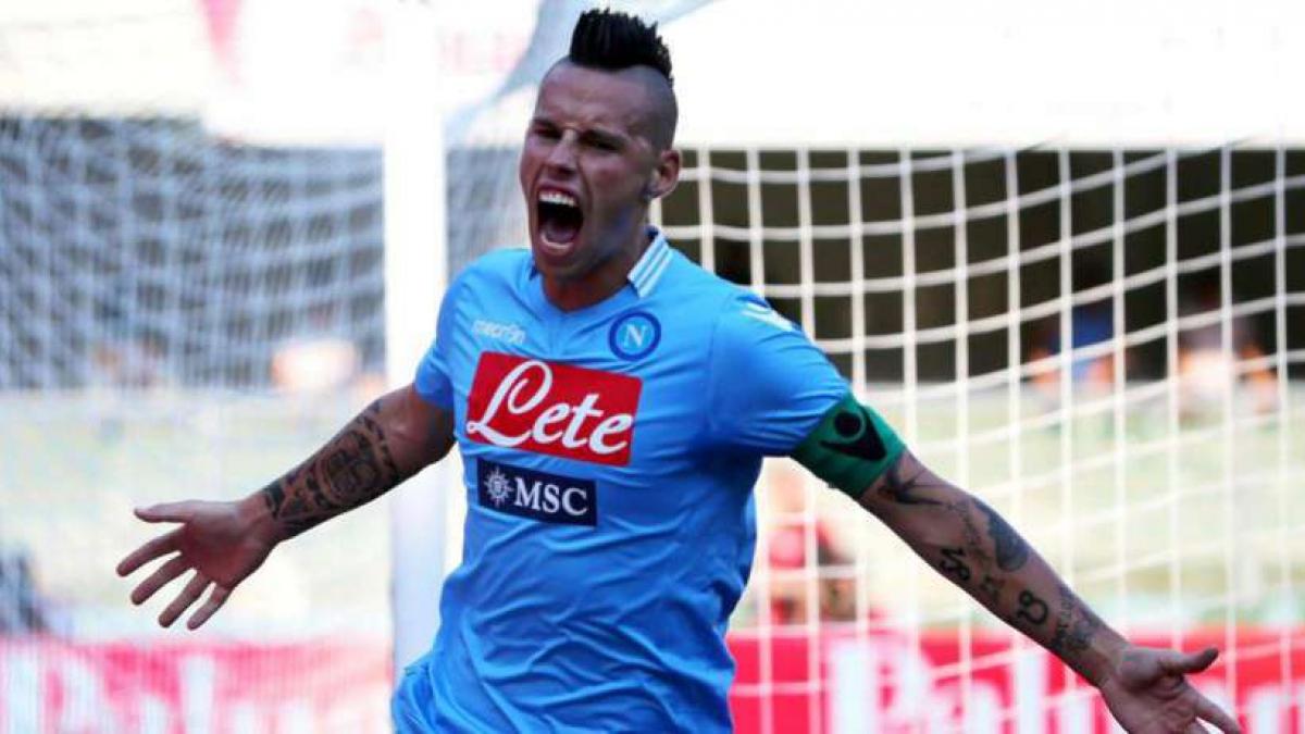 Verwirrspiel Um Hamsik Was Lauft Mit Den Bayern