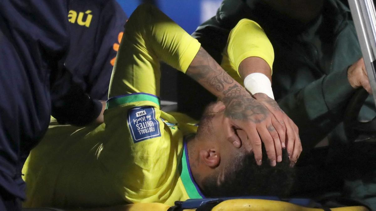 Rehab Update: Neymar to Undergo Surgery for Cruciate Ligament and Meniscus Injury in Left Knee