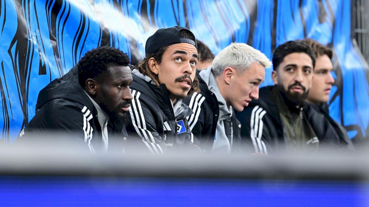 F-nf-sollen-weg-HSV-mistet-aus