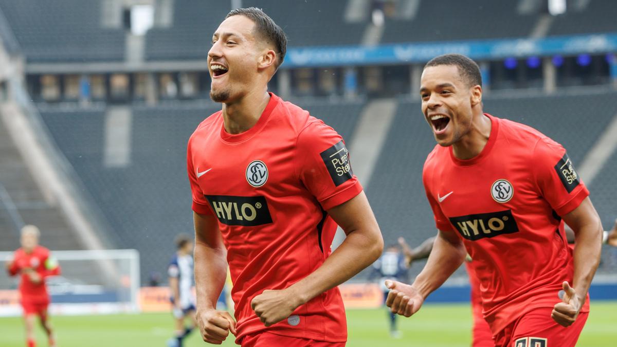Elversberg-Granate-Ebnoutalib-in-die-Bundesliga-