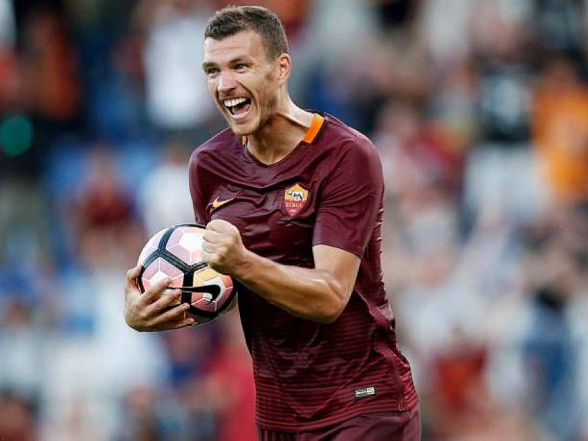 Dzeko Uber Eine Bundesliga Ruckkehr Und Kontakte Zum Bvb Bayern