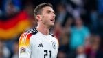 Ndiaye & Gosens: Schalke trifft harte Entscheidung