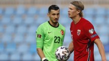 Türkei-Keeper: Liverpool und RB an Cakir dran?