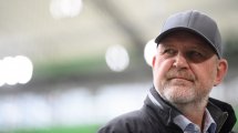 Wolfsburgs Lang vor Aue-Wechsel