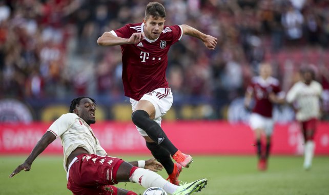 22 Millionen: Hlozek wechselt nach Leverkusen