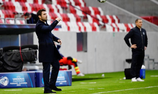 Adrian Mutu trainierte eine Zeit lang die U21 von Rumänien