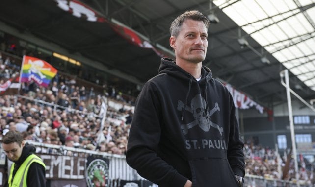 St. Pauli-Coach Alexander Blessin wird heiß umworben.