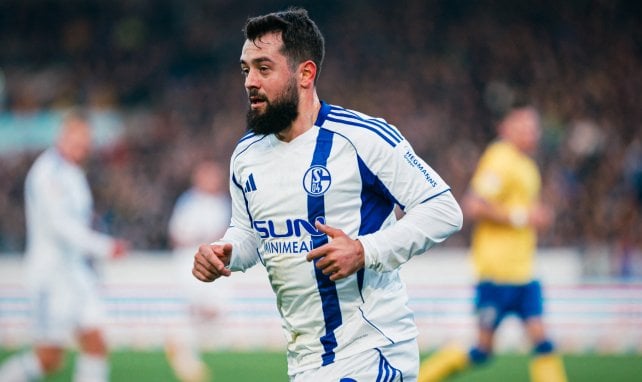 Schalke-Aus: Younes kassiert ab