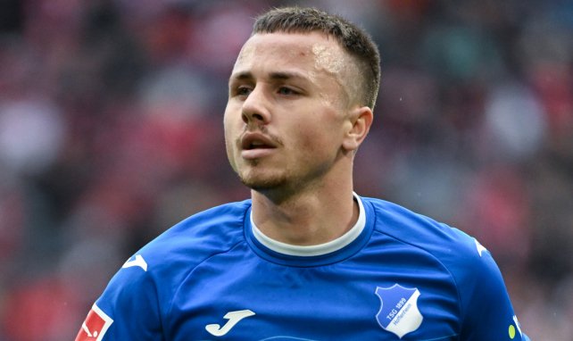 Angeliño  im Trikot der TSG Hoffenheim