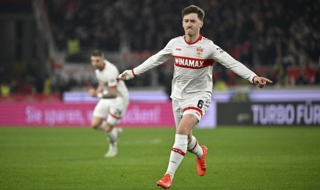 Angelo Stiller jubelt nach einem Tor für den VfB