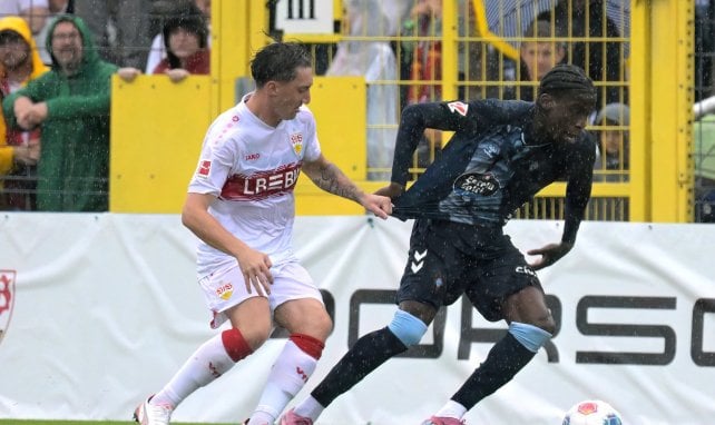 Angelo Stiller kämpft um den Ball
