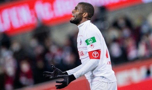 Anthony Modeste hadert mit einer vergebenen Torchance