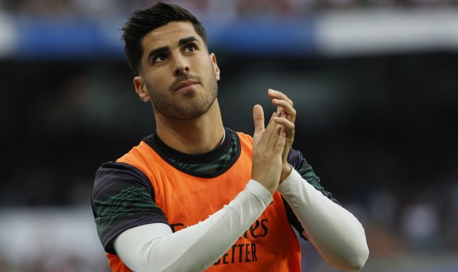 Marco Asensio im Outfit von Real Madrid