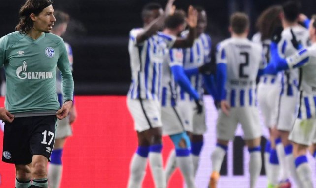 Gross-Debüt: Eine Niederlage in drei Akten