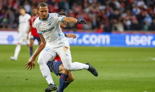 Bennacer im Zweikampf