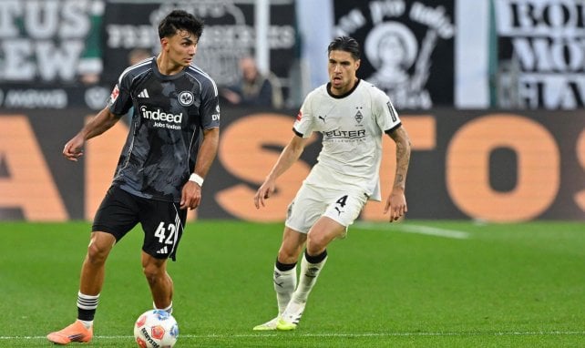 Can Uzun gegen Kevin Diks