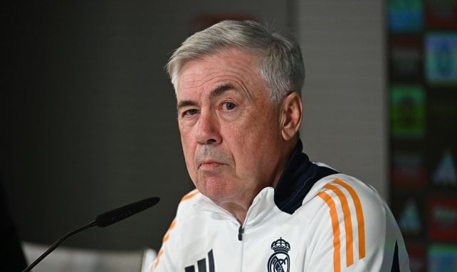 Carlo Ancelotti schaut skeptisch