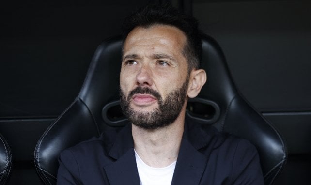 Valencia schmeißt Trainer und Sportchef raus