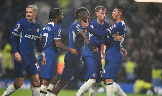 Chelsea Spieler bejubeln das 4:4 gegen Manchester City
