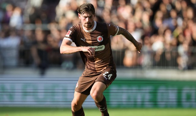 Connor Metcalfe im Pauli-Trikot