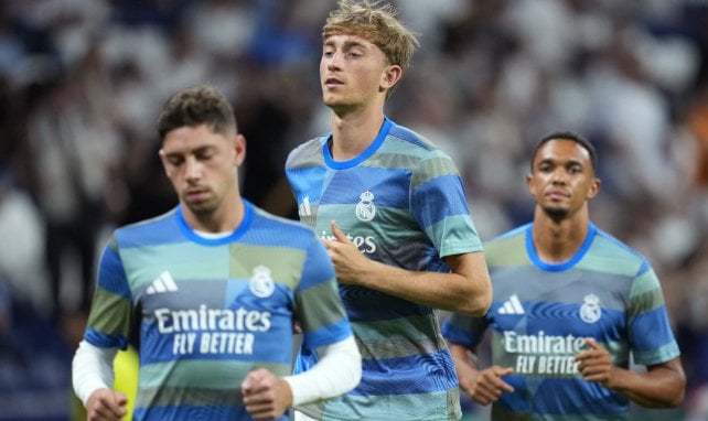 Dean Huijsen und Fede Valverde machen sich warm