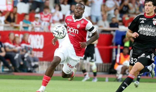 Bundesliga-Flirt Ilenikhena vor 33-Millionen-Transfer