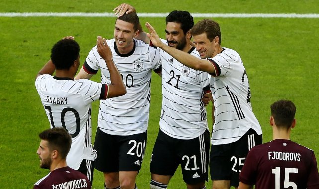 Die DFB-Stars bejubeln einen Treffer