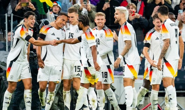 Das DFB-Team beim Torjubel