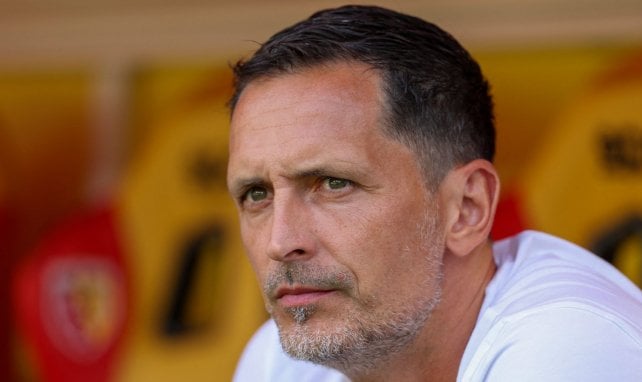 Schon die erste Krise für Toppmöller