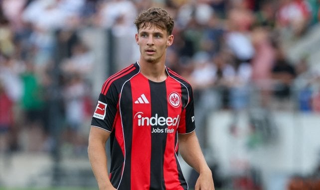 Eintracht: Neuendorff erhält Profivertrag