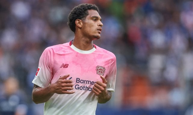 Jarell Quansah im Einsatz für Bayer Leverkusen