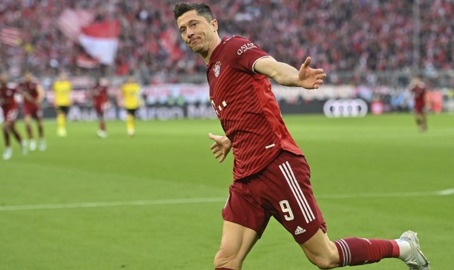 Robert Lewandowski bejubelt einen Treffer für die Bayern