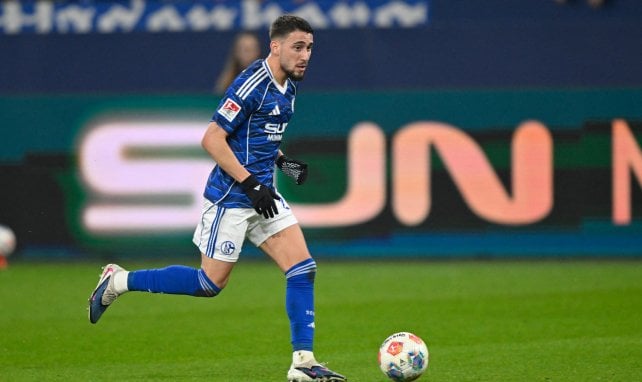 Aouchiche spricht über Schalke-Zukunft