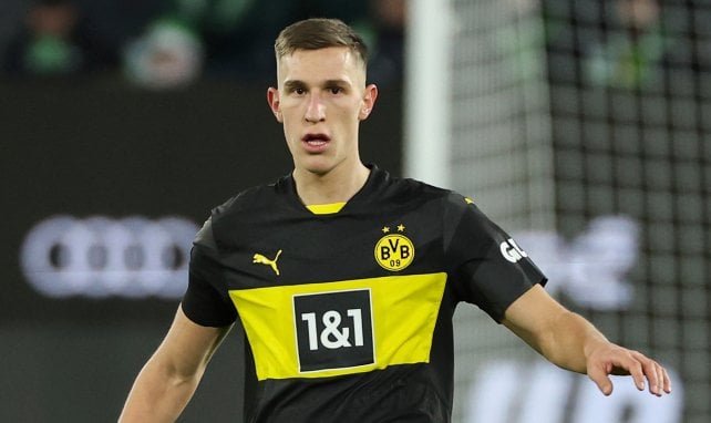 Nico Schlotterbeck im Einsatz für den BVB