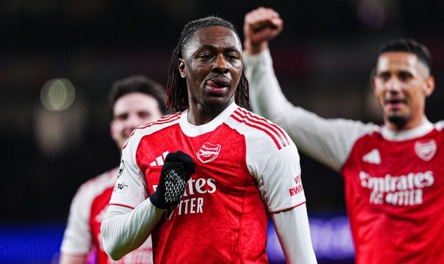 Arsenal zu stark für Bayer | Blaswich ragt heraus