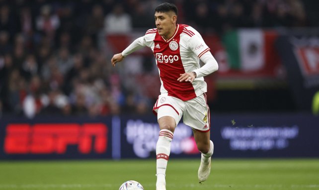 Edson Álvarez im Trikot von Ajax Amsterdam