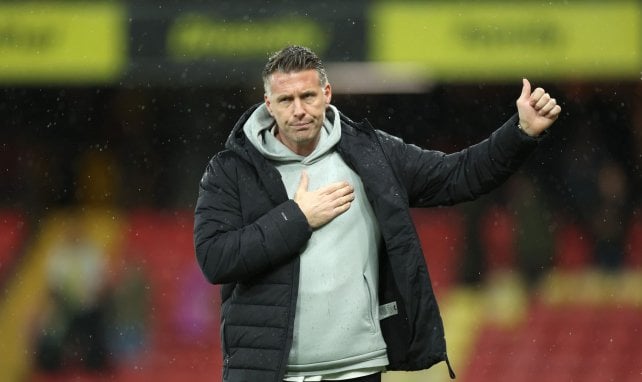 Premier League-Wechsel: Zweitligist sperrt Trainer aus