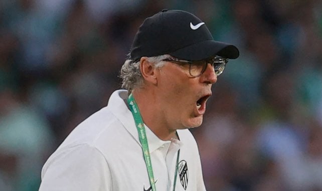 Al-Ittihad-Trainer Laurent Blanc