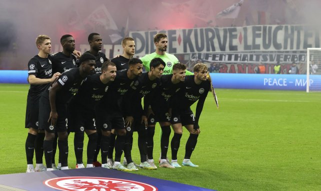 Eintracht Frankfurts Mannschaftsfoto in der Champions League
