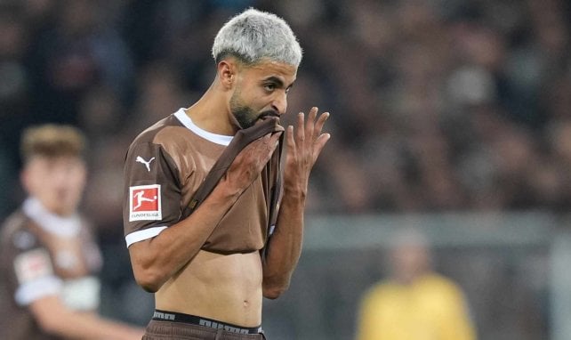 Elias Saad im Trikot des FC St. Pauli