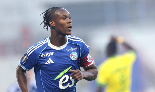 Emmanuel Emegha ist Kapitän