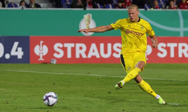 Erling Haaland beim DFB-Pokal-Spiel gegen Wehen Wiesbaden