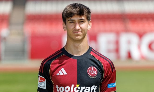Kiel schlägt in Wolfsburg zu