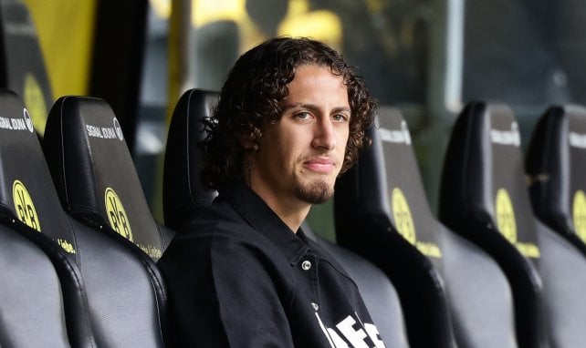 Fabio Silva auf der Bank